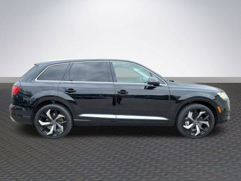 Used 2019 Audi Q7 3.0T Premium Plus image 4