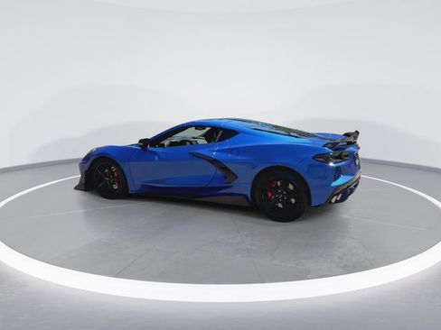 Used 2021 Chevrolet Corvette Stingray Premium Cpe w/ Z51 Performance Package RWD image 8