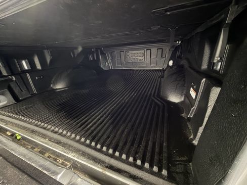 Used 2022 Ford F250 XLT w/ XLT Premium Package image 14