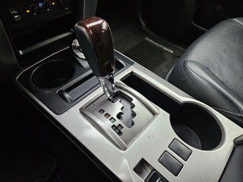 Used 2015 Toyota 4Runner Limited image 8