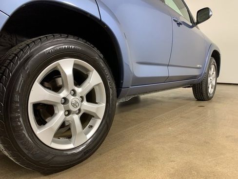 Used 2011 Toyota RAV4 Limited image 9