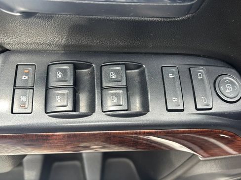 Used 2015 GMC Sierra 2500 SLE AWD/4WD image 17