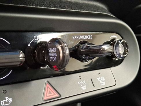 Certified 2025 MINI Cooper S image 22