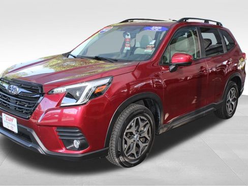Used 2022 Subaru Forester Premium w/ Popular Package #1 AWD/4WD image 10