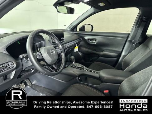 Certified 2025 Honda HR-V Sport image 4