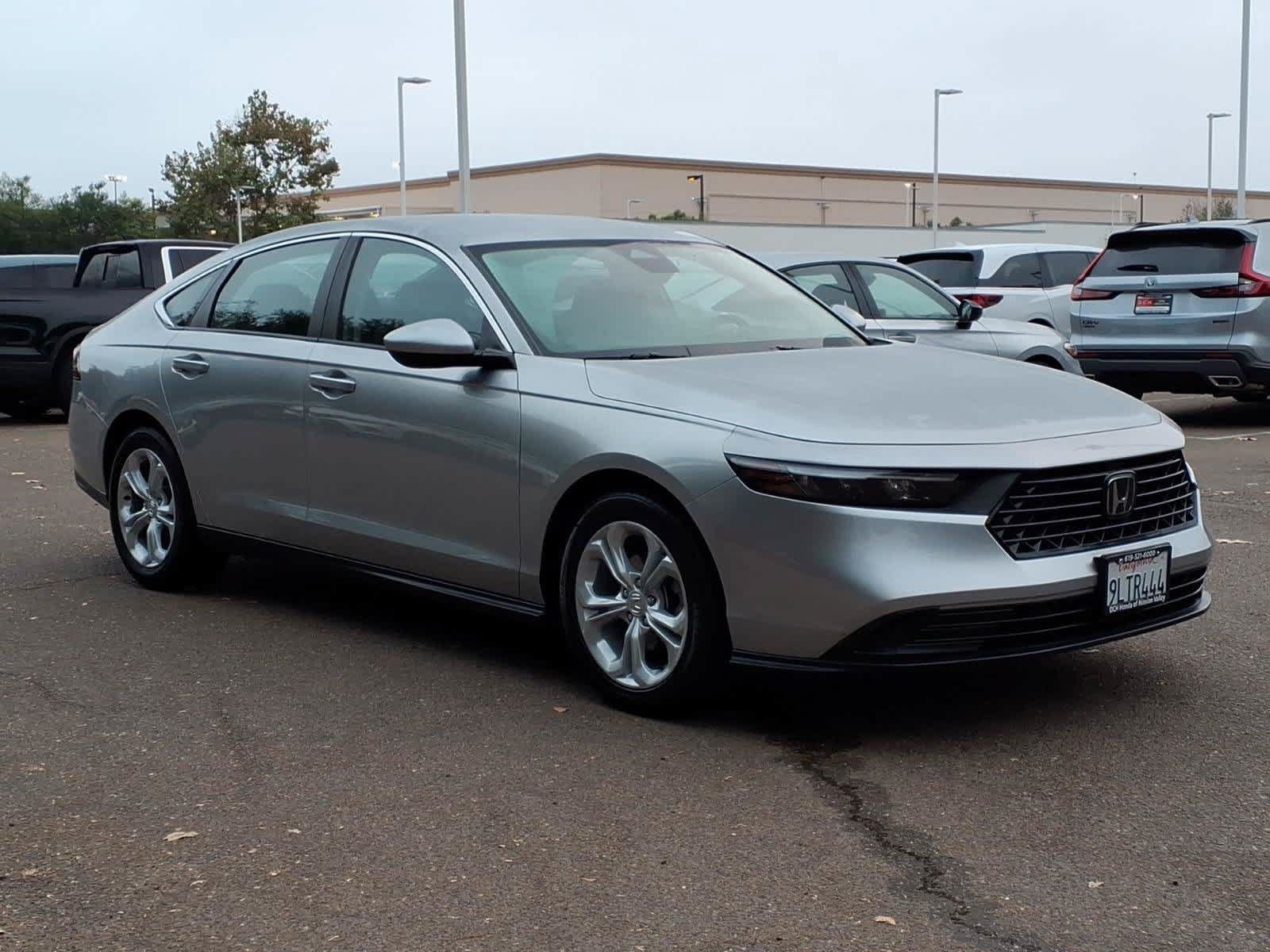 Used 2024 Honda Accord LX image 3