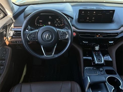 Certified 2023 Acura MDX FWD w/ Technology Package image 12