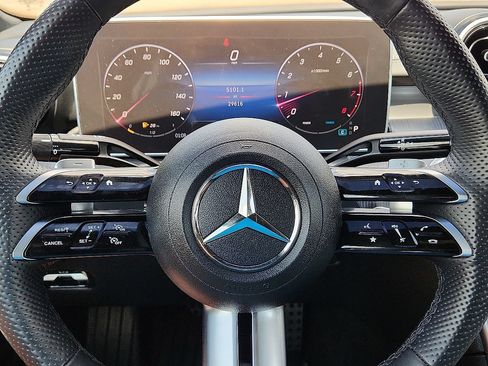 Used 2023 Mercedes-Benz C 300 4MATIC Sedan image 11