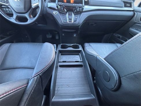 Used 2024 Honda Odyssey Sport image 10