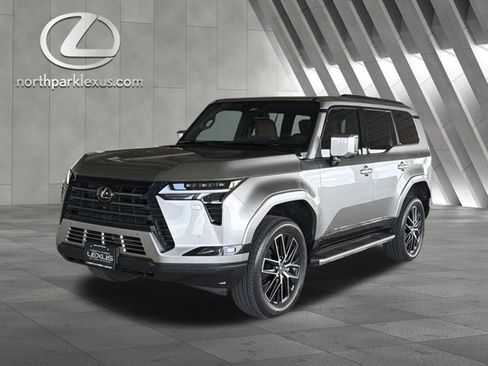 Used 2024 Lexus GX 550 w/ Accessory Package (Z1) AWD/4WD image 3