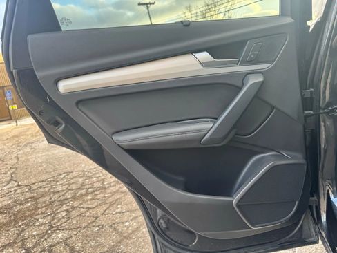 Used 2018 Audi SQ5 Premium Plus AWD/4WD image 40