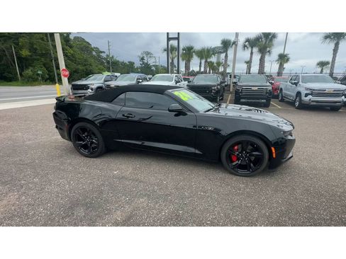 Used 2024 Chevrolet Camaro LT w/ RS Package RWD image 9