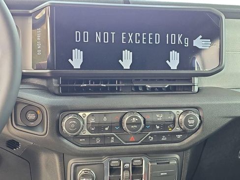 New 2025 Jeep Wrangler Unlimited Sport AWD/4WD image 18