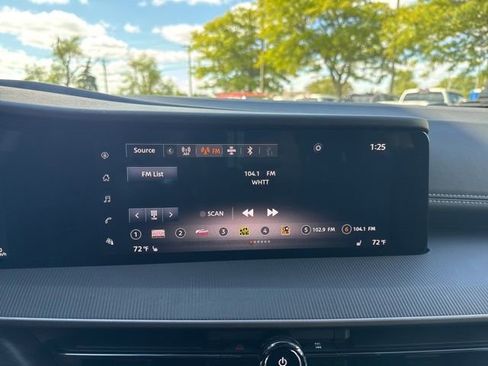 Used 2025 Nissan Murano SV image 17