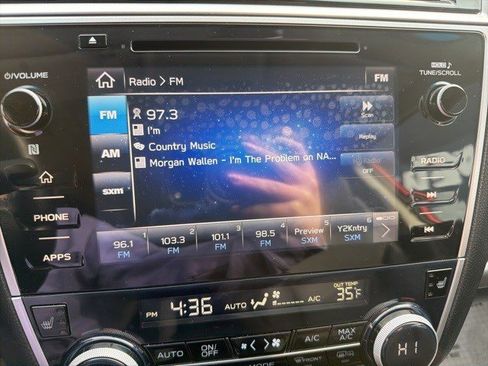 Used 2018 Subaru Outback 2.5i Limited image 22