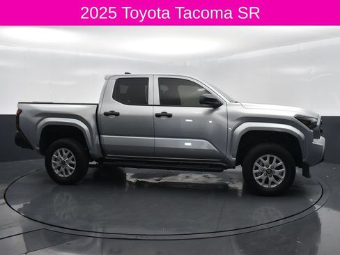 Used 2025 Toyota Tacoma SR AWD/4WD image 4