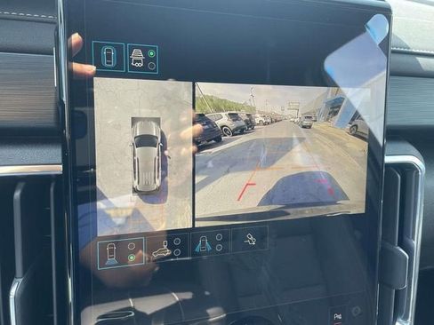 New 2026 GMC Acadia Elevation w/ Elevation Premium Package FWD image 15