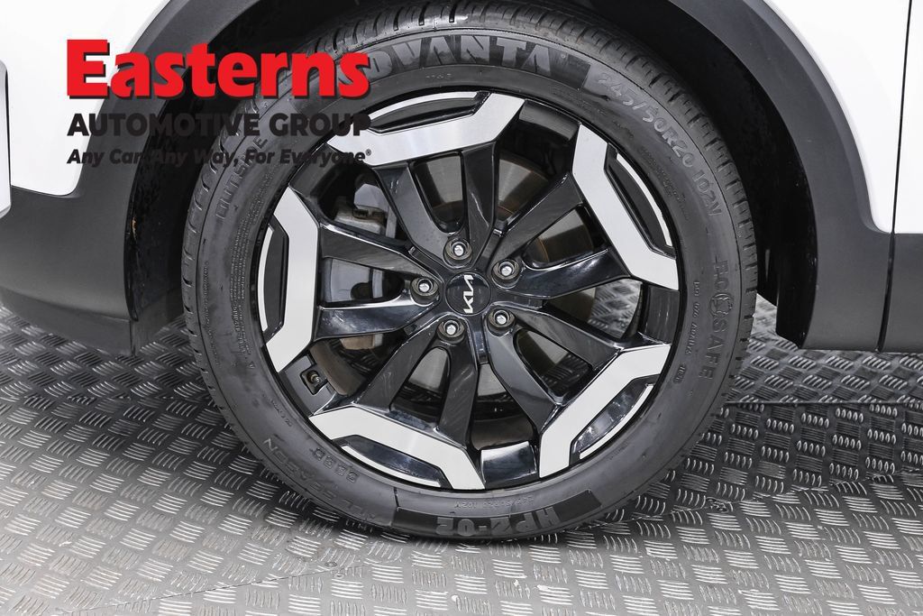 Used 2025 Kia Telluride S FWD image 34