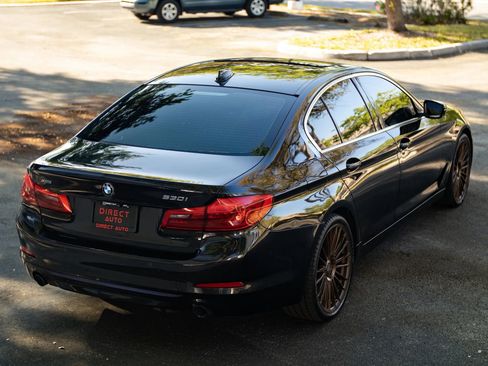 Used 2018 BMW 530i xDrive image 18