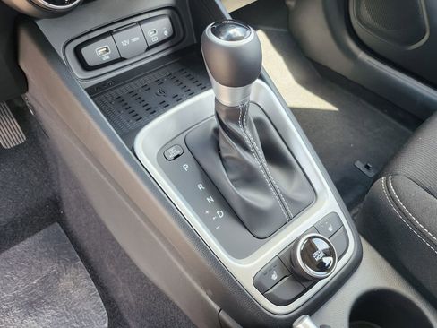 New 2026 Hyundai Venue SEL FWD image 26