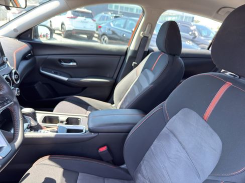 Certified 2024 Nissan Sentra SR FWD image 26