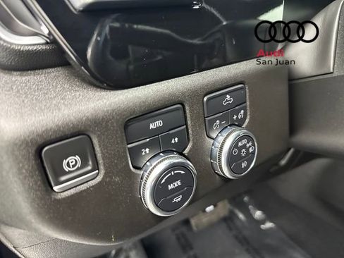 Used 2022 GMC Sierra 1500 Elevation image 32