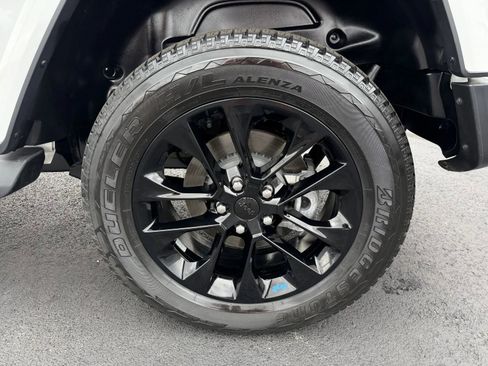 Used 2022 Jeep Wrangler Unlimited Sahara 4xe w/ Cold Weather Group image 18