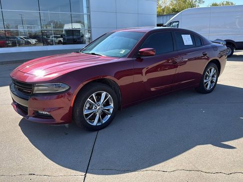 Used 2021 Dodge Charger SXT w/ Driver Convenience Group image 1