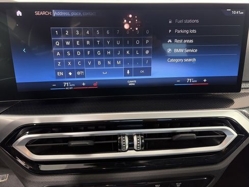 Used 2023 BMW 230i xDrive Coupe w/ Premium Package image 19