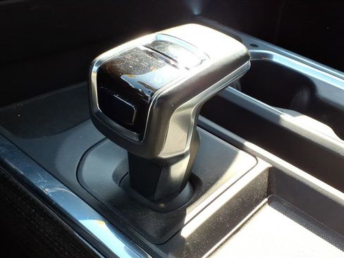 Used 2022 Chevrolet Silverado 1500 RST w/ All Star Edition Plus image 17