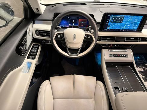 New 2026 Lincoln Aviator Reserve image 23