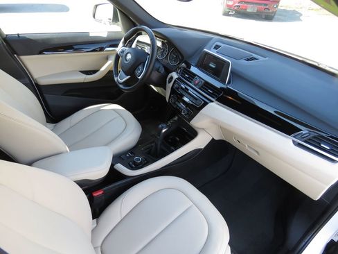 Used 2018 BMW X1 xDrive28i AWD/4WD image 14