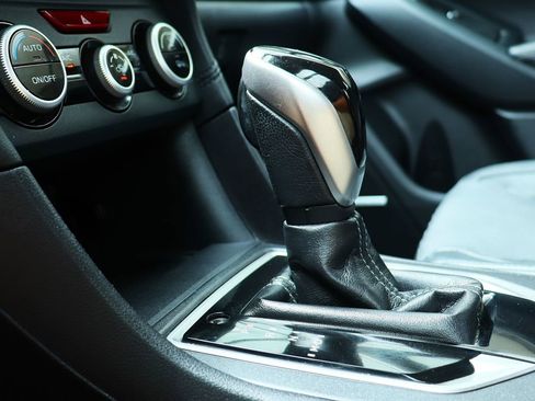 Used 2017 Subaru Impreza 2.0i Limited image 51