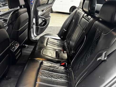 Used 2018 BMW 540i xDrive AWD/4WD image 43