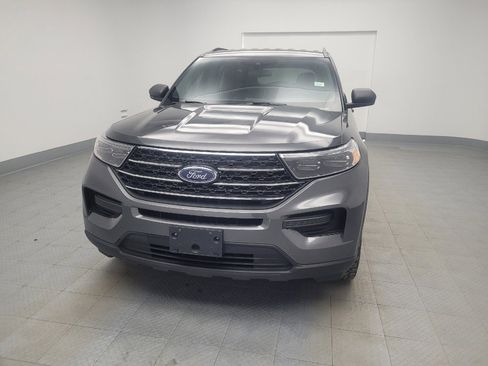 Used 2020 Ford Explorer XLT w/ Comfort Package image 15