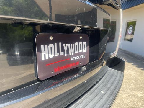 Used 2012 GMC Yukon XL Denali image 18