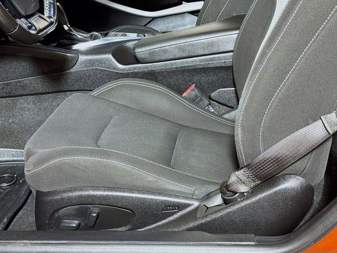 Used 2020 Chevrolet Camaro LT RWD image 17