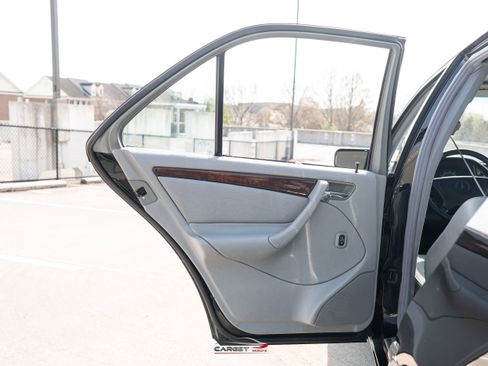 Used 1999 Mercedes-Benz C 230 image 33