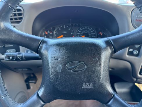 Used 2001 Oldsmobile Bravada AWD image 23