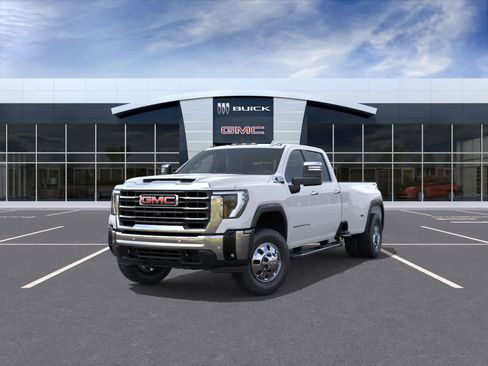 New 2026 GMC Sierra 3500 SLT w/ SLT Premium Package image 8