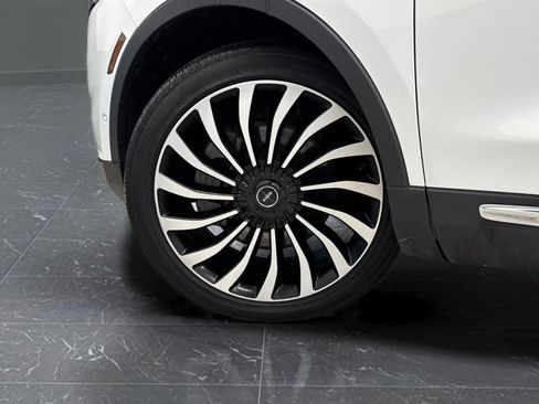 Used 2022 Lincoln Nautilus Black Label w/ Class II Trailer Tow Package image 38