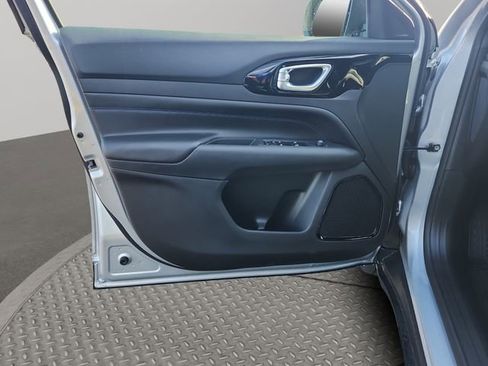 New 2026 Jeep Compass Latitude w/ Quick Order Package 29K image 12