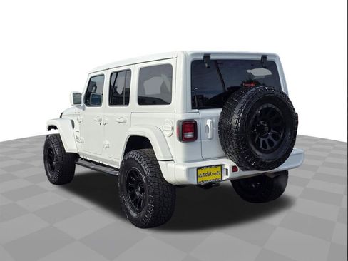 Used 2021 Jeep Wrangler Unlimited Sahara image 6
