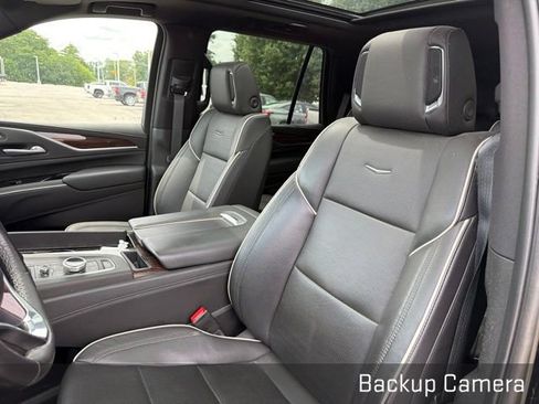 Used 2023 Cadillac Escalade Premium Luxury w/ Touring Package AWD/4WD image 7