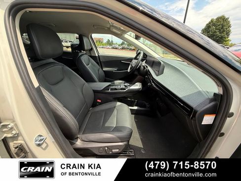 Certified 2024 Kia EV6 Wind w/ Wind Technology Package RWD image 32
