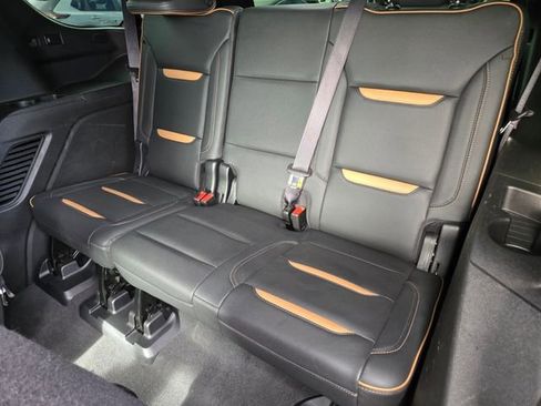 Used 2022 GMC Yukon AT4 AWD/4WD image 18