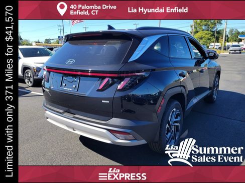 Used 2026 Hyundai Tucson Limited AWD/4WD image 3