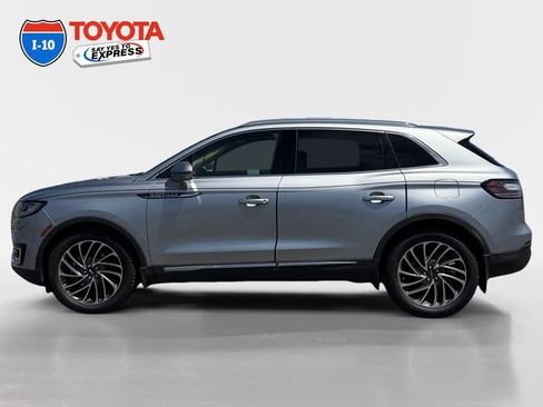 Used 2020 Lincoln Nautilus Reserve FWD image 2