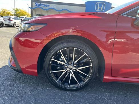 Used 2024 Toyota Camry SE w/ Convenience Package FWD image 20