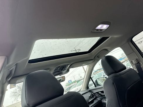 Certified 2025 Subaru Outback Limited image 24